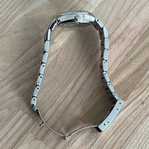 Fossil Ladies Watch Crystal Embellishments Pearl Dial Stainless Bracelet - Picture 6 of 10